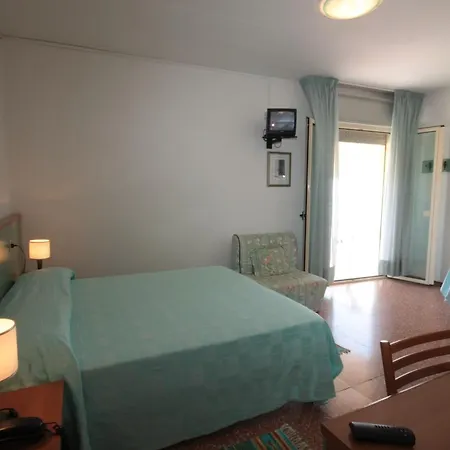 Janeiro Frontemare Hotel 3*