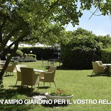 Janeiro Frontemare Hotel 3*