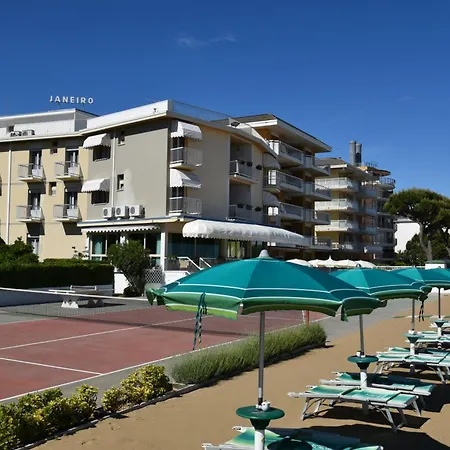 Hotel Janeiro Frontemare 3*