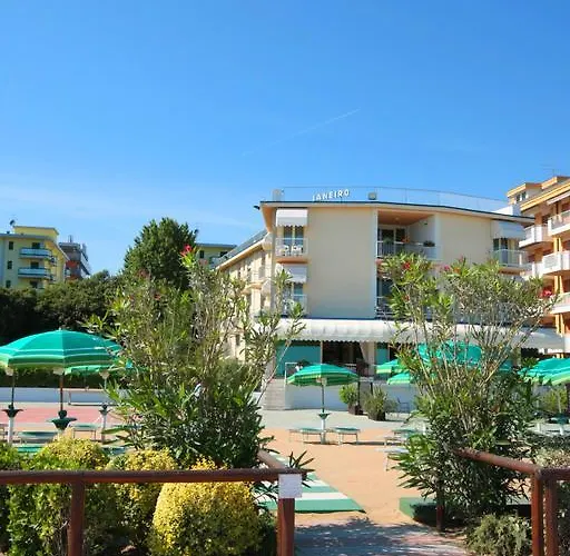 Hotel Janeiro Frontemare 3*