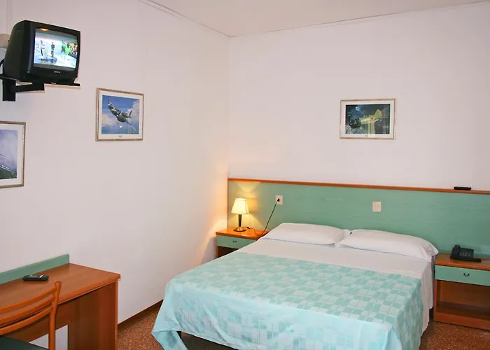 Janeiro Frontemare מלון 3*