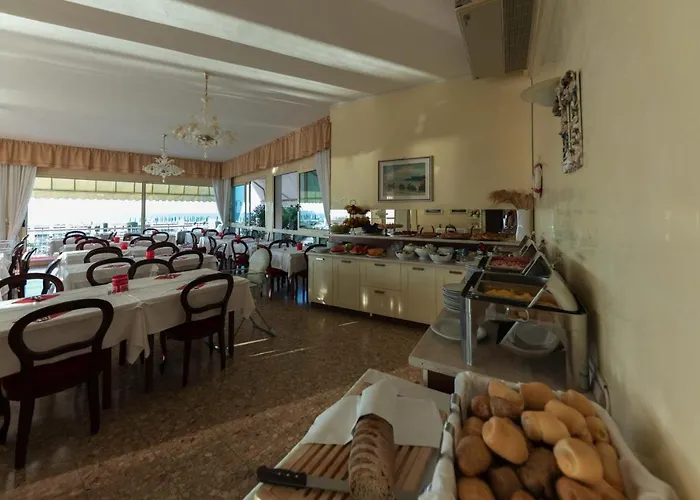 Hotel Janeiro Frontemare