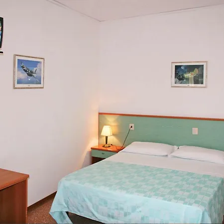 Janeiro Frontemare ホテル リド・ディ・イエゾロ