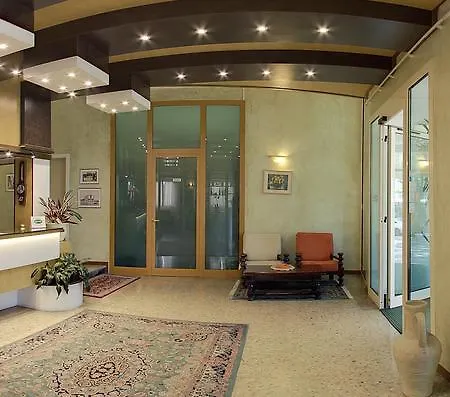 Janeiro Frontemare リド・ディ・イエゾロ