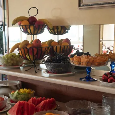 Janeiro Frontemare ホテル 3*