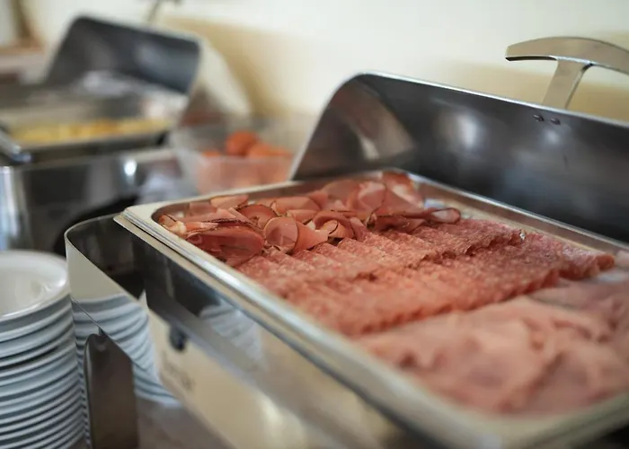 Hotel Janeiro Frontemare 3*